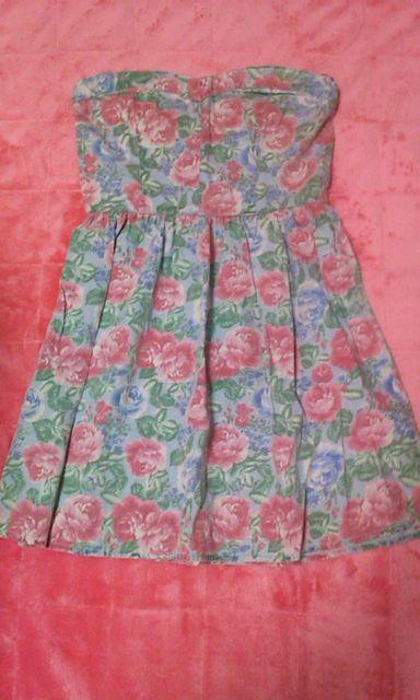 フォーエバー21 薔薇柄 水色×ピンク チューブトップ ミニワンピS 新品 激安 < ブランド  フォーエバー21 薔薇柄 水色×ピンク チューブトップ ミニワンピS 新品 激安  < ブランドの