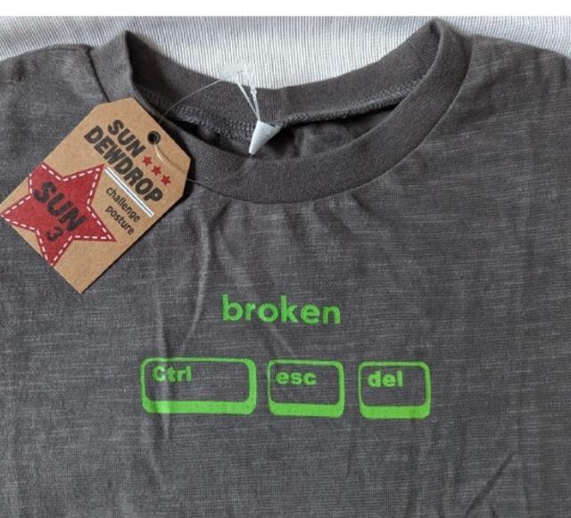 120★SUN DEWDROP★綿100%半袖Tシャツ★新品★送料無料 < キッズ/ベビー  120★SUN DEWDROP★綿100%半袖Tシャツ★新品★送料無料 < キッズ/ベビーの