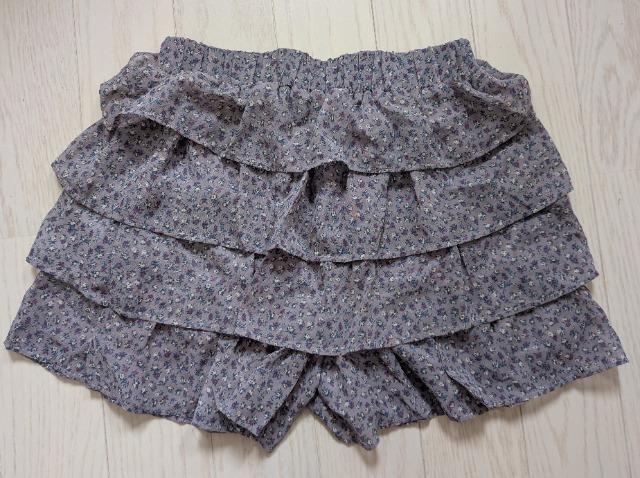 M★MAJESTIC LEGON★小花柄ティアードショートパンツ★新品★送料無料 < 女性ファッション  M★MAJESTIC LEGON★小花柄ティアードショートパンツ★新品★送料無料  < 女性ファッションの