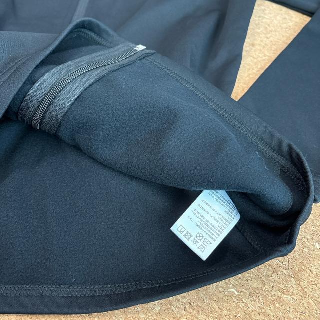 新品未使用タグ付きSサイズ サッカーウェア 長袖ジャージ 裏起毛アウター VLUCK 黒 < レジャー/スポーツ  新品未使用タグ付きSサイズ サッカーウェア 長袖ジャージ 裏起毛アウター VLUCK 黒 < レジャー/スポーツの