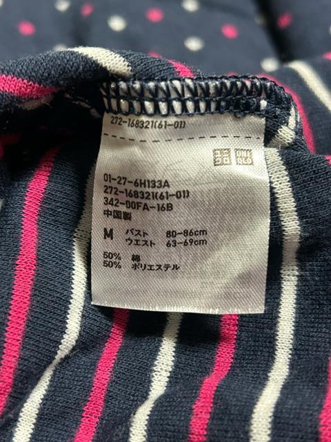 ユニクロ ドット柄 長袖カットソー 水玉 ネイビー 紺 M < ブランド ユニクロ ドット柄 長袖カットソー 水玉 ネイビー 紺 M < ブランドの