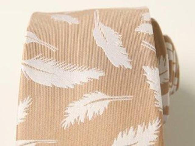 ネクタイ メンズ カジュアル オシャレ フェザー柄 ベージュ < 男性ファッション ネクタイ メンズ カジュアル オシャレ フェザー柄 ベージュ < 男性ファッションの