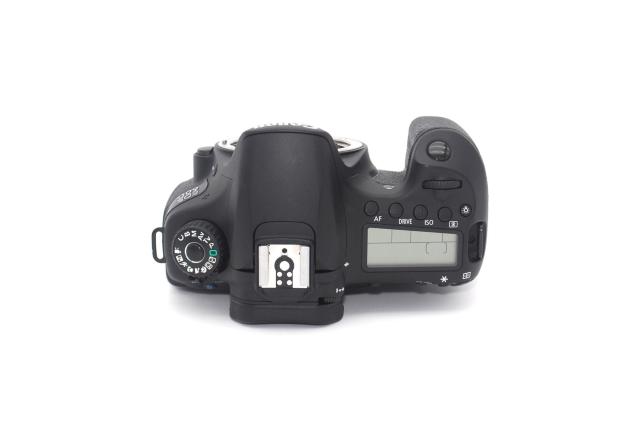 tj^[ȂBe\Canon 60D {fB  Ɠd/AV 