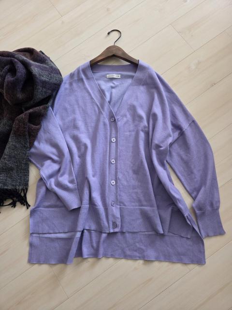 &.NOSTALGIAカーデ★ラベンダーカラーのゆったりカーディガン < 女性ファッション &.NOSTALGIAカーデ★ラベンダーカラーのゆったりカーディガン < 女性ファッションの