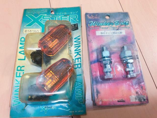 当時物 新品 イノウエ ウインカー とCGC ウインカーステー < 自動車/バイク 当時物 新品 イノウエ ウインカー とCGC ウインカーステー < 自動車/バイク