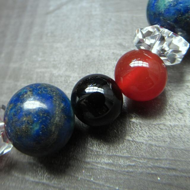 アズロマラカイトxオニキスxカーネリアンブレスレット < 女性アクセサリー/時計 アズロマラカイトxオニキスxカーネリアンブレスレット < 女性アクセサリー/時計の