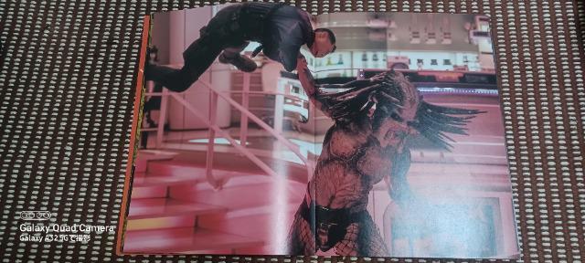 ザ・プレデター パンフレット < 本/雑誌  ザ・プレデター パンフレット < 本/雑誌の