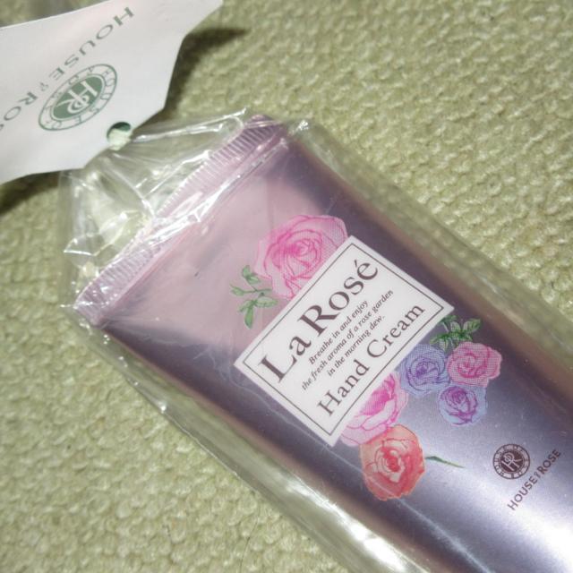 未開封☆ラ・ローゼ*ハンドクリーム50g(ローズ) < 香水/コスメ/ネイル 未開封☆ラ・ローゼ*ハンドクリーム50g(ローズ) < 香水/コスメ/ネイルの