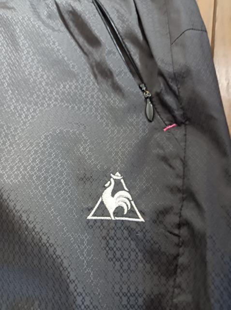 ルコックスポルティフ★シャカシャカパンツ★新品同様★美脚足長効果大★ < 女性ファッション  ルコックスポルティフ★シャカシャカパンツ★新品同様★美脚足長効果大★ < 女性ファッションの