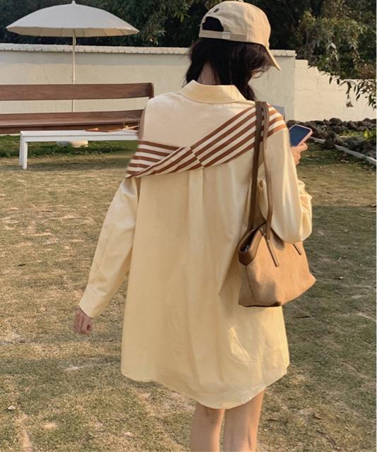 送料無料 新品 オフショルダーシャツ肩掛け付きシャツ春夏 < 女性ファッション  送料無料 新品 オフショルダーシャツ肩掛け付きシャツ春夏 < 女性ファッションの