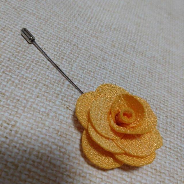 ちりめんオレンジお花モチーフピンブローチ < 女性アクセサリー/時計  ちりめんオレンジお花モチーフピンブローチ  < 女性アクセサリー/時計の