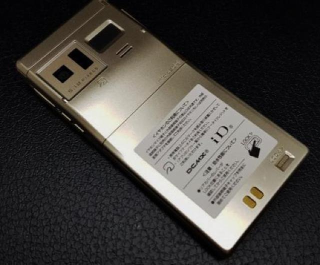 docomo SMART series F-11C S[h SIMbNς