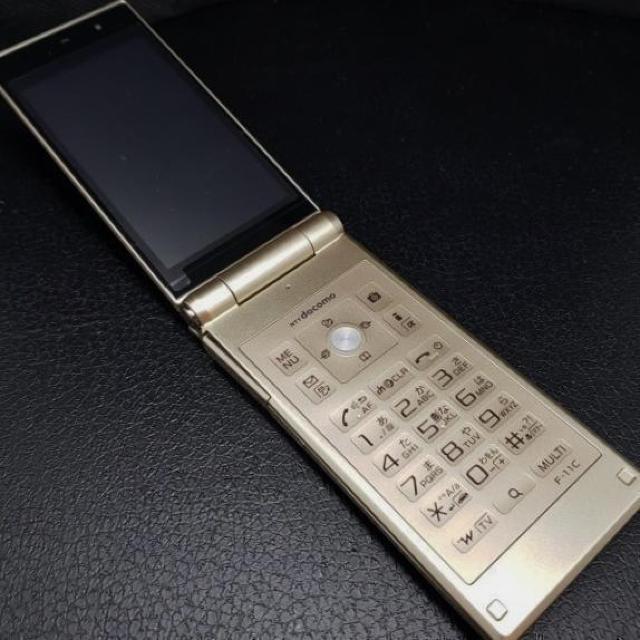docomo SMART series F-11C S[h SIMbNς