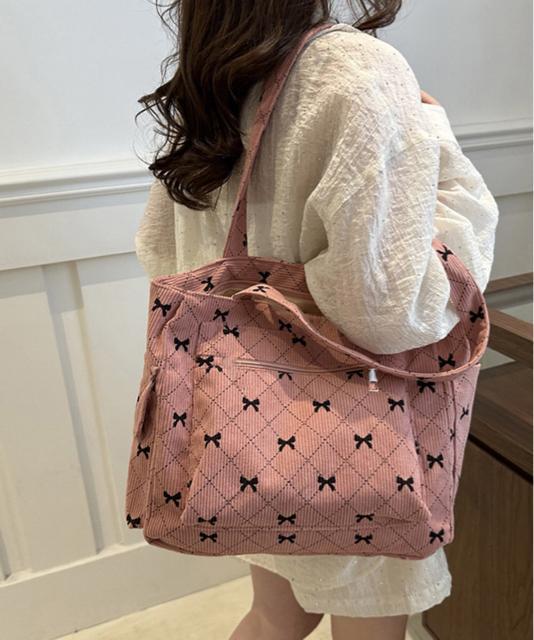送料無料 新品 コーデュロイ マルチポケットトートバッグ < 女性ファッション  送料無料 新品 コーデュロイ マルチポケットトートバッグ < 女性ファッションの