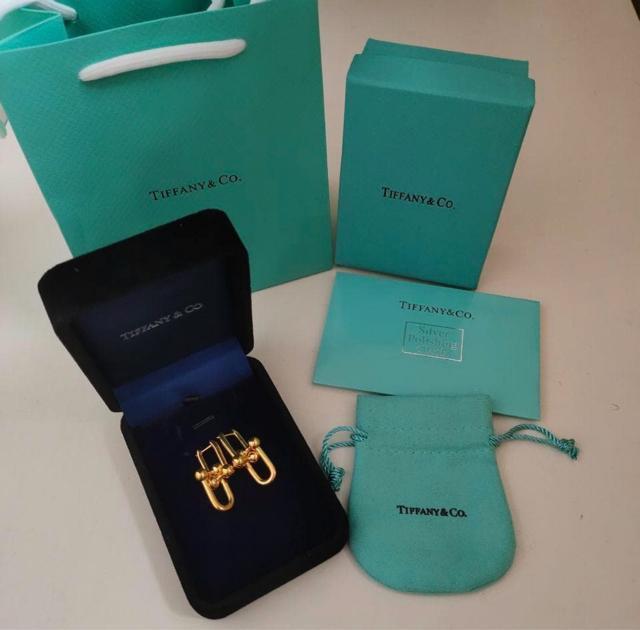 Tiffany&co ハードウェアピアス ゴールド < ブランド Tiffany&co ハードウェアピアス ゴールド < ブランドの