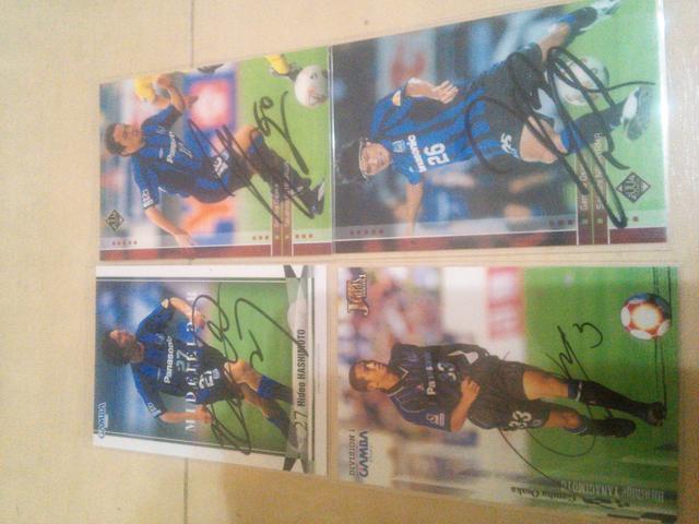 ガンバ大阪 二川・橋本・中山・柳本 直筆サインカード < トレーディングカード  ガンバ大阪 二川・橋本・中山・柳本 直筆サインカード < トレーディングカードの