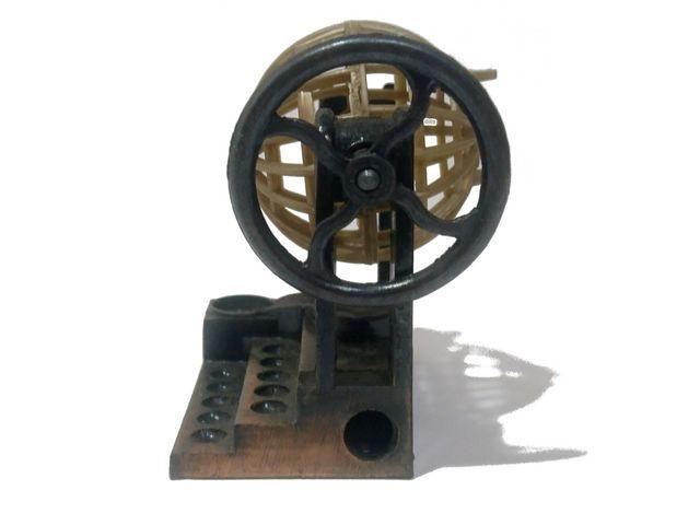 【1点もの】アンティーク ボール型 鉛筆削り < インテリア/ライフ  【1点もの】アンティーク ボール型 鉛筆削り < インテリア/ライフの