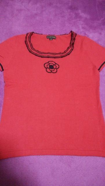 美品 CLATHAS  クレイサス トップス 半袖 赤 < ブランド  美品 CLATHAS  クレイサス トップス 半袖 赤  < ブランドの