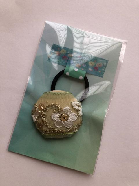 ハンドメイド ヘアゴム 特大 くるみボタン インドレース < 女性ファッション  ハンドメイド ヘアゴム 特大 くるみボタン インドレース < 女性ファッションの