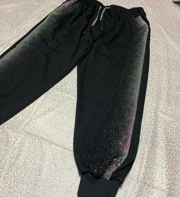 キラキララインストーン付き ワイドパンツ トレーナーパンツ ブラック 大きいサイズ < 女性ファッション  キラキララインストーン付き ワイドパンツ トレーナーパンツ ブラック 大きいサイズ < 女性ファッションの