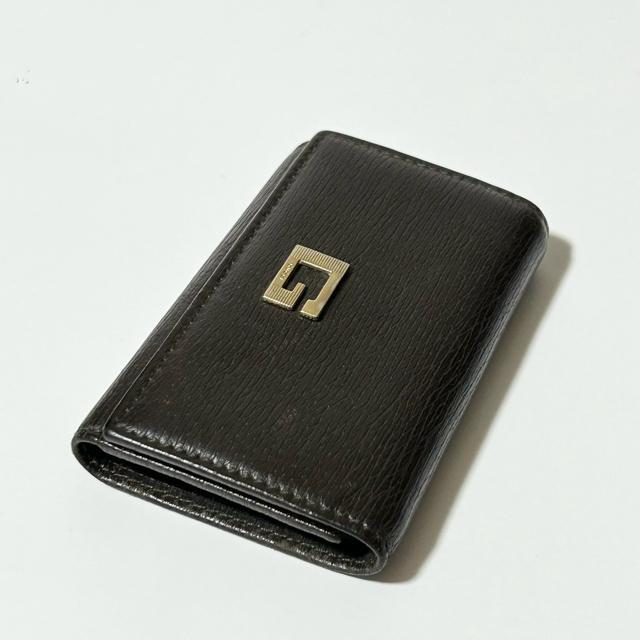 GUCCI グッチ レザー 6連 キーケース 鍵入れ ダークブラウン < ブランド GUCCI グッチ レザー 6連 キーケース 鍵入れ ダークブラウン < ブランドの