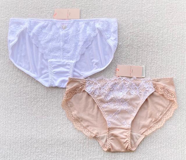 Triumph AMOSTYLE ショーツ Mサイズ ホワイト/ベージュ 2枚セット < 女性ファッション  Triumph AMOSTYLE ショーツ Mサイズ ホワイト/ベージュ 2枚セット  < 女性ファッションの