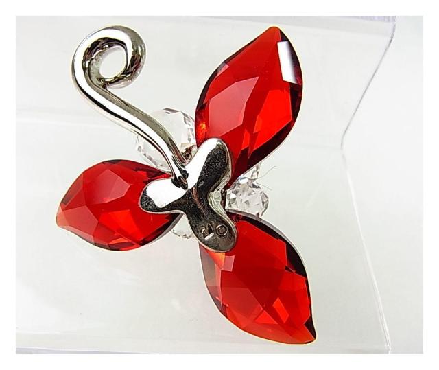 【正規品】Swarovski スワロフスキー ウィンターベリー レッドリーフ&クリアペンダントトップオーナメントネックレス < ブランド  【正規品】Swarovski スワロフスキー ウィンターベリー レッドリーフ&クリアペンダントトップオーナメントネックレス < ブランドの