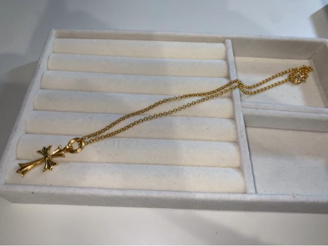 Chrome Hearts ゴールド22K クロスネックレス < 男性アクセサリー/時計 Chrome Hearts ゴールド22K クロスネックレス < 男性アクセサリー/時計の