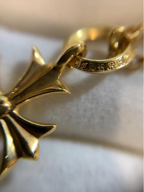 Chrome Hearts ゴールド22K クロスネックレス < 男性アクセサリー/時計 Chrome Hearts ゴールド22K クロスネックレス < 男性アクセサリー/時計の