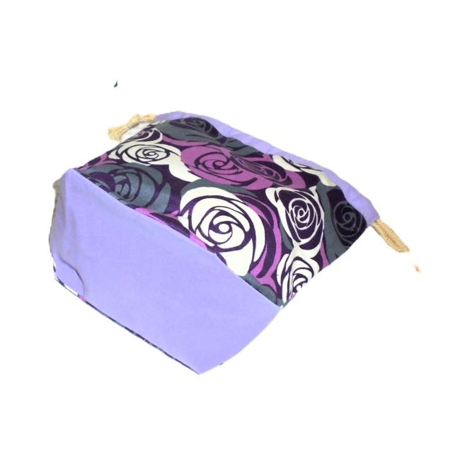 【底マチ幅が広い巾着】◆ステンドグラス風な紫薔薇◆裏地あり巾着 < 女性ファッション 【底マチ幅が広い巾着】◆ステンドグラス風な紫薔薇◆裏地あり巾着 < 女性ファッションの