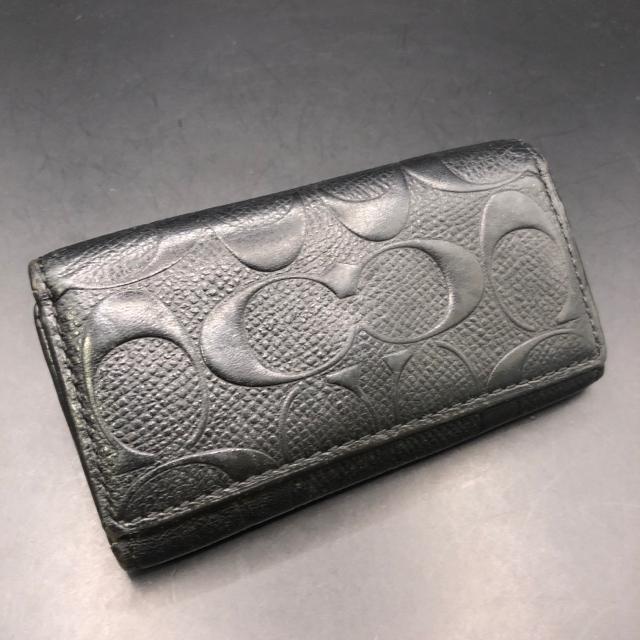 ���� COACH �R�[�` �V�O�l�`���[ 4�A�L�[�P�[�X �u���b�N  �� �u�����h�� 