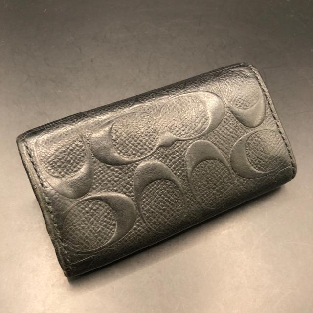 ���� COACH �R�[�` �V�O�l�`���[ 4�A�L�[�P�[�X �u���b�N �� �u�����h�� 