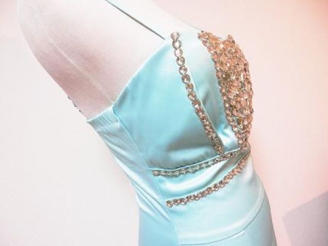 シルバービジューギラギラタイトワンピドレスミニキャミ水色ベア < 女性ファッション  シルバービジューギラギラタイトワンピドレスミニキャミ水色ベア < 女性ファッションの