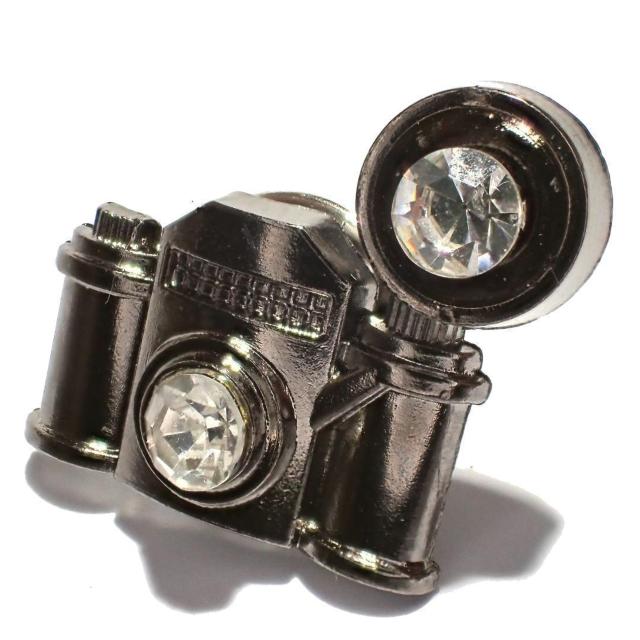 アンティーク カメラ 黒色 ブラック色 ラインストーン バッジ ピンバッジ ピンズ ピンブローチ ブローチ ラペルピン < 男性アクセサリー/時計 アンティーク カメラ 黒色 ブラック色 ラインストーン バッジ ピンバッジ ピンズ ピンブローチ ブローチ ラペルピン < 男性アクセサリー/時計の