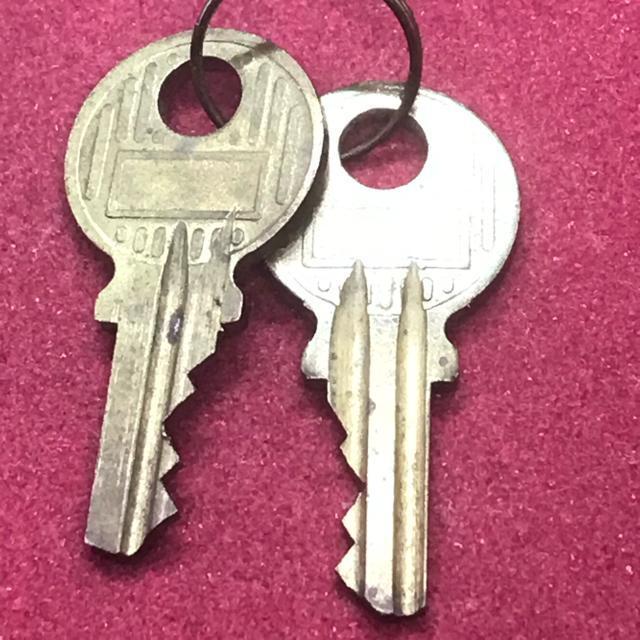 正規品 ヴィンテージ クリスチャンディオール カデナ パドロック ゴールド < ブランド  正規品 ヴィンテージ クリスチャンディオール カデナ パドロック ゴールド < ブランドの
