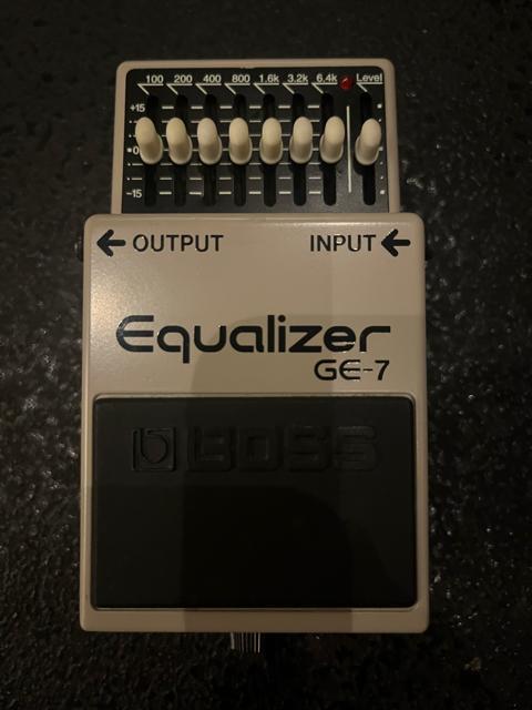 Boss GE-7 {X OtBbN CRCU[@i@i 