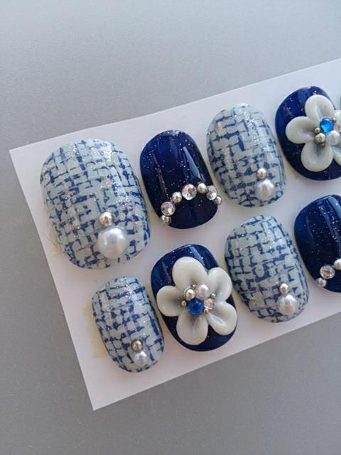 売り切り☆ブルー系 ツイードネイル お花 ショート 注意書きあり < 香水/コスメ/ネイル  売り切り☆ブルー系 ツイードネイル お花 ショート 注意書きあり < 香水/コスメ/ネイルの