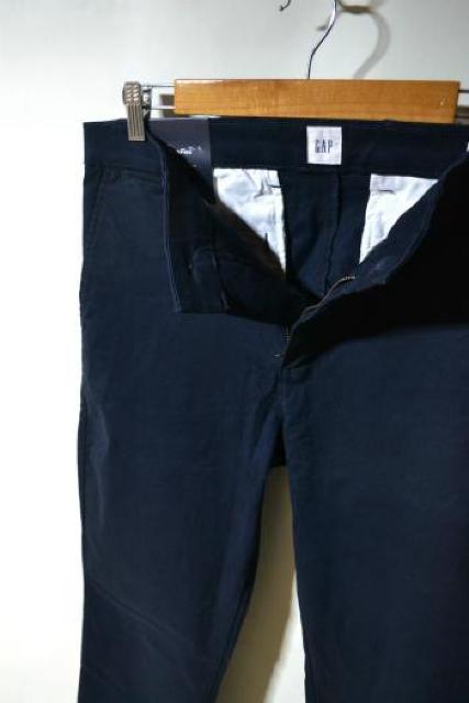 新品 GAP Flex ギャップ エッセンシャル カーキ スキニーフィット ネイビー 32×30 メンズ スキニーパンツ 未使用 < ブランド 新品 GAP Flex ギャップ エッセンシャル カーキ スキニーフィット ネイビー 32×30 メンズ スキニーパンツ 未使用 < ブランドの