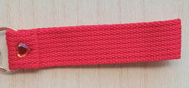 TWICE CHAEYOUNG チェヨン キーホルダー レッド < タレントグッズ TWICE CHAEYOUNG チェヨン キーホルダー レッド < タレントグッズの