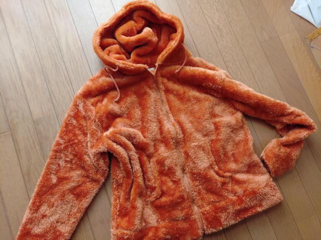 オレンジ色のパーカー < 女性ファッション オレンジ色のパーカー < 女性ファッションの