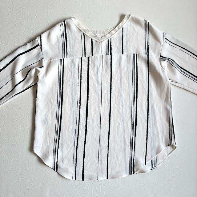 ◆美品◆ギャルリーヴィー◆ドローイングラインプリントプルオーバーシャツ◆F < ブランド ◆美品◆ギャルリーヴィー◆ドローイングラインプリントプルオーバーシャツ◆F < ブランドの