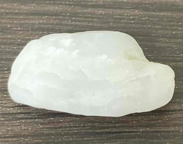 550円スタート!「ワイヤー作家」や「ジュエリー作家」の素材に阿波貴石(ホワイトトパーズ)原石 < 女性ファッション  550円スタート!「ワイヤー作家」や「ジュエリー作家」の素材に阿波貴石(ホワイトトパーズ)原石  < 女性ファッションの