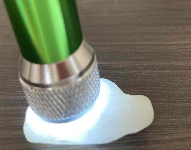 550円スタート!「ワイヤー作家」や「ジュエリー作家」の素材に阿波貴石(ホワイトトパーズ)原石 < 女性ファッション  550円スタート!「ワイヤー作家」や「ジュエリー作家」の素材に阿波貴石(ホワイトトパーズ)原石 < 女性ファッションの