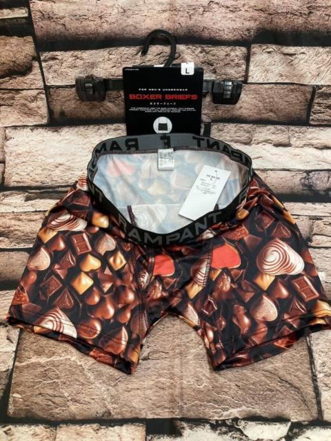 送料無料!チョコ転写柄でBIGインパクト!【RAMPANT】メンズストレッチレギュラー丈ボクサーブリーフ(画像から)1枚 < 男性ファッション  送料無料!チョコ転写柄でBIGインパクト!【RAMPANT】メンズストレッチレギュラー丈ボクサーブリーフ(画像から)1枚 < 男性ファッションの