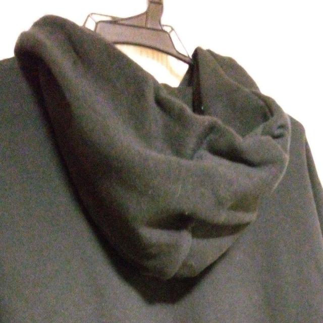 ユニクロ パーカー M < 男性ファッション  ユニクロ パーカー M < 男性ファッションの