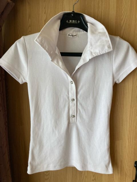 1977.未使用☆半袖白シャツ☆キラキラストーンボタン☆サイズM < 女性ファッション  1977.未使用☆半袖白シャツ☆キラキラストーンボタン☆サイズM  < 女性ファッションの