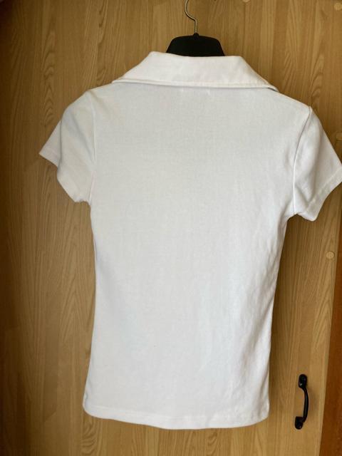 1977.未使用☆半袖白シャツ☆キラキラストーンボタン☆サイズM < 女性ファッション  1977.未使用☆半袖白シャツ☆キラキラストーンボタン☆サイズM < 女性ファッションの