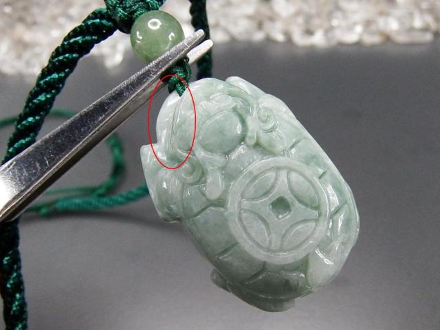 訳有天然ひすい本翡翠龍亀精工彫りペンダントネックレス本翡翠天然石 < 女性アクセサリー/時計  訳有天然ひすい本翡翠龍亀精工彫りペンダントネックレス本翡翠天然石 < 女性アクセサリー/時計の
