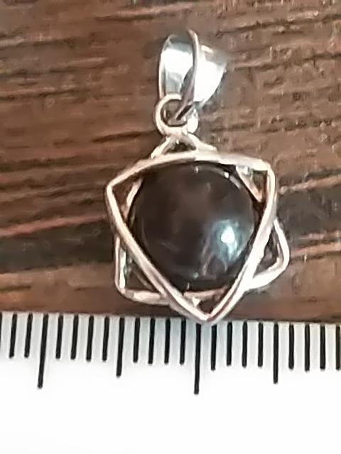 コンドライトサハラ 隕石ペンダントトップ☆ < 女性アクセサリー/時計 コンドライトサハラ 隕石ペンダントトップ☆ < 女性アクセサリー/時計の