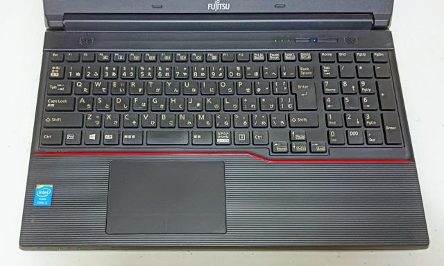 FUJITSU LIFEBOOK Corei5 ������8GB SSD240GB Windows11 �m�[�g�p�\�R��DVD �e���L�[ �� PC�{��/���Ӌ@��� 